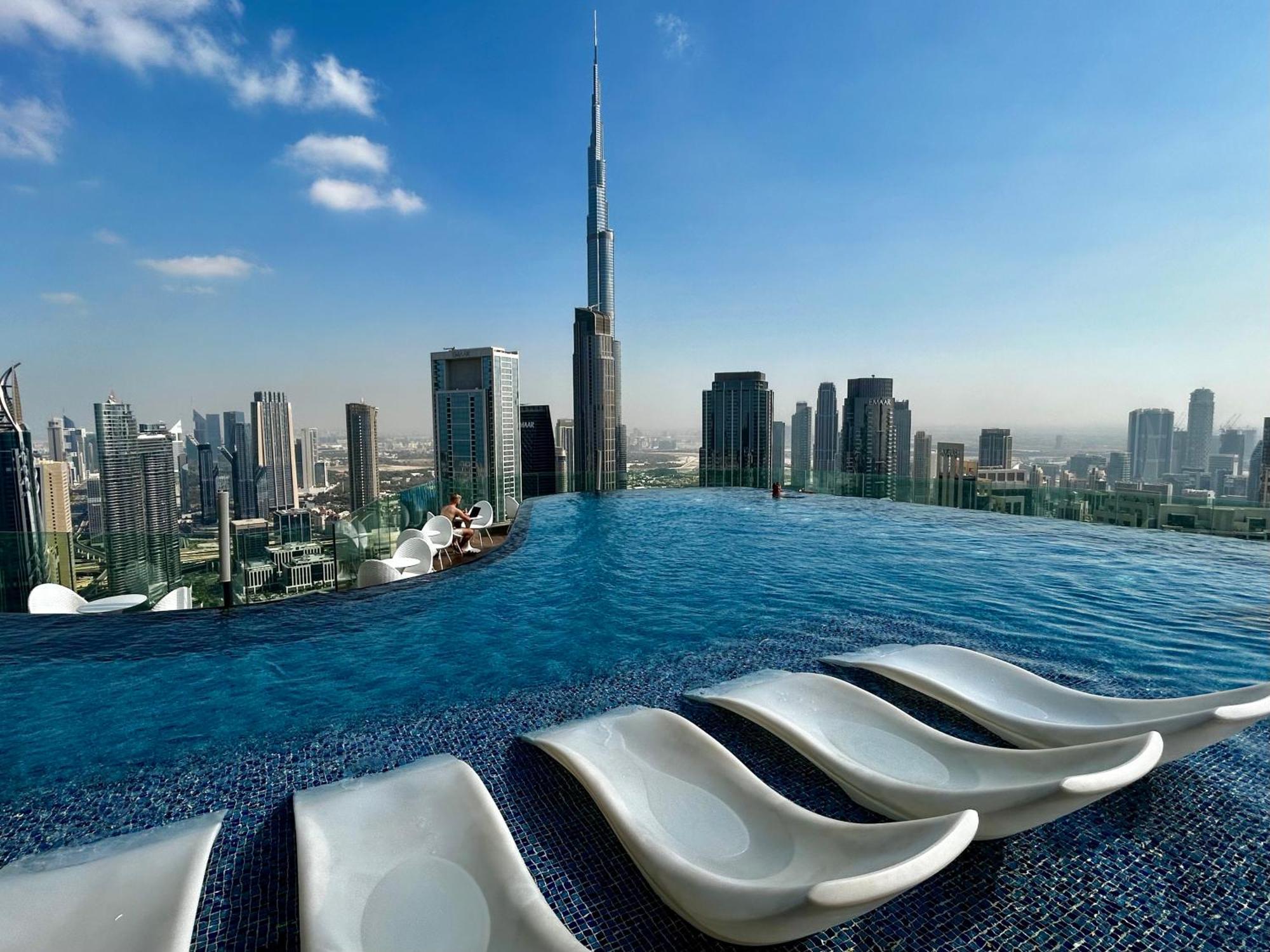 Appartamento Burj Khalifa Views 2Br With Infinity Pool Downtown Dubai Esterno foto